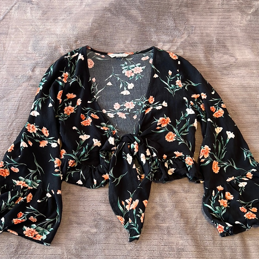 American Eagle floral blouse.